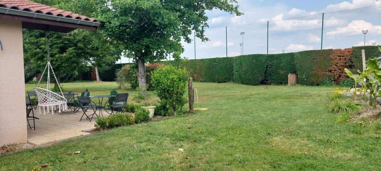 Hotel Etesia Feurs Exterior foto